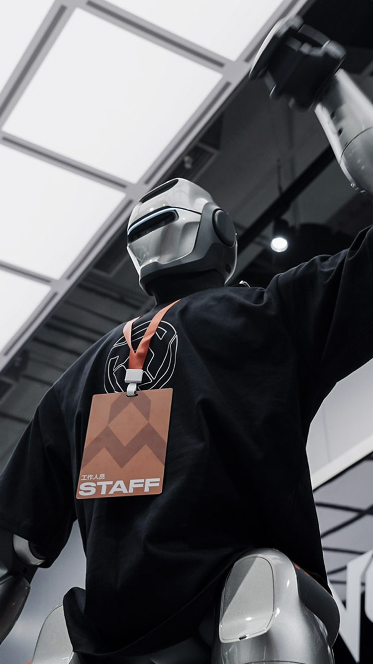 赛博店员：京东智慧零售能力的实体延伸