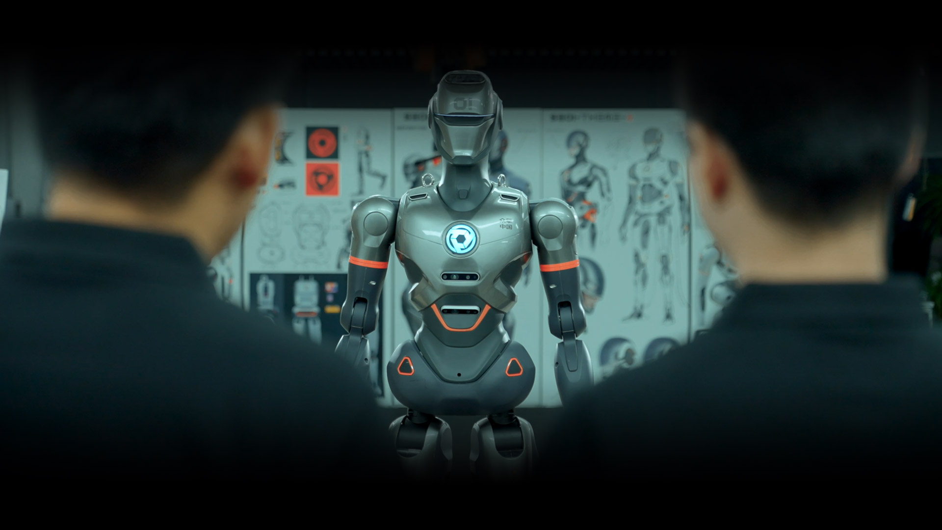 以全球领先的通用机器人
引领具身智能生态的无限可能